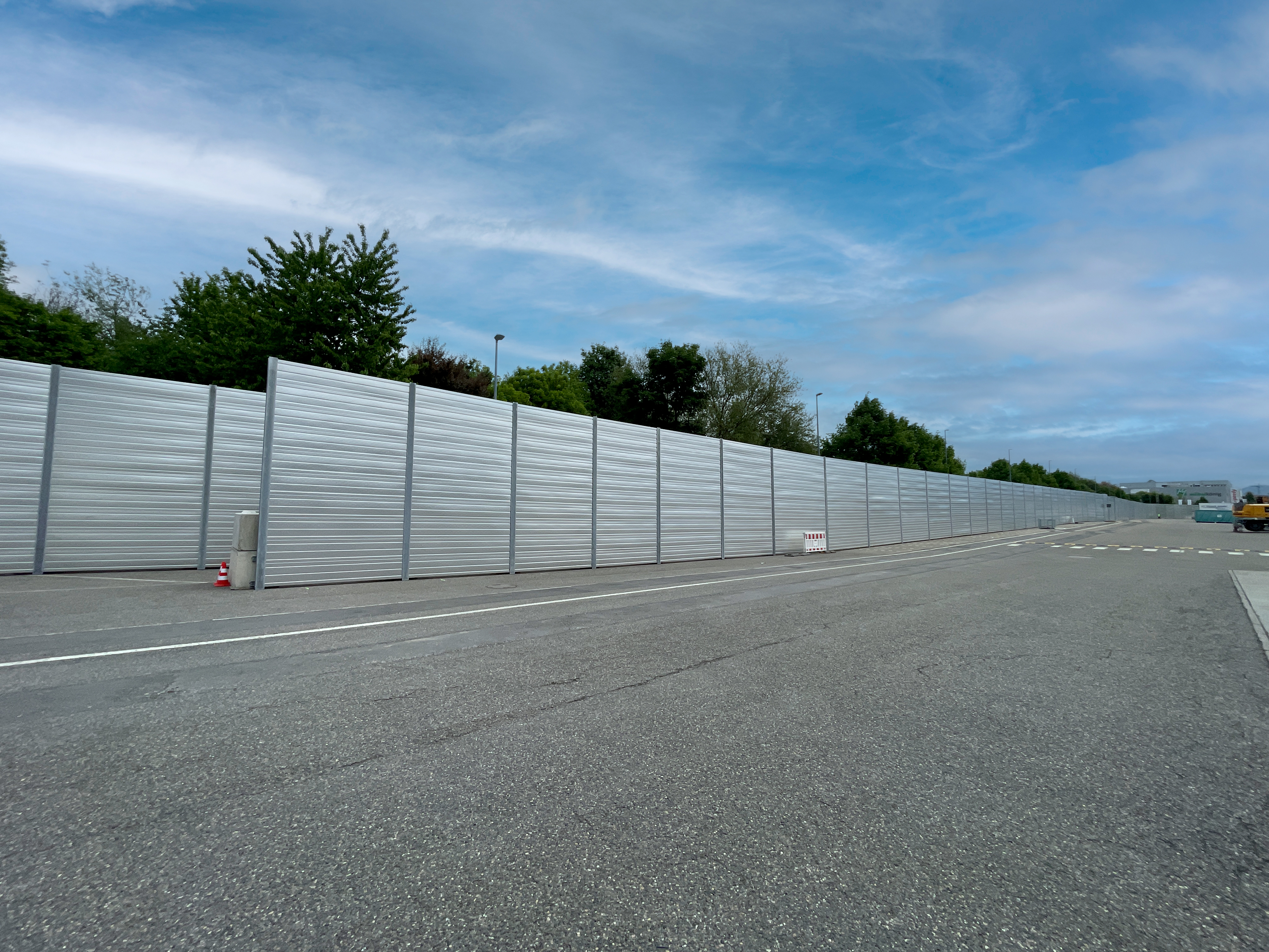 Mobile Lärmschutzwand für das LIDL-Zentrallager Kirchheim